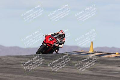 media/Nov-16-2025-Race Pace (Sun) [[8c5fa54630]]/Verified Riders/1-Turns 9 and 10 (925am)/